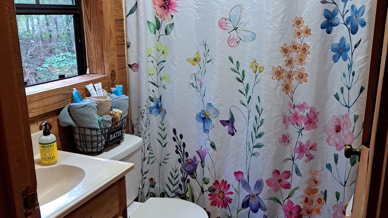 Photo of Bedroom in Crossville