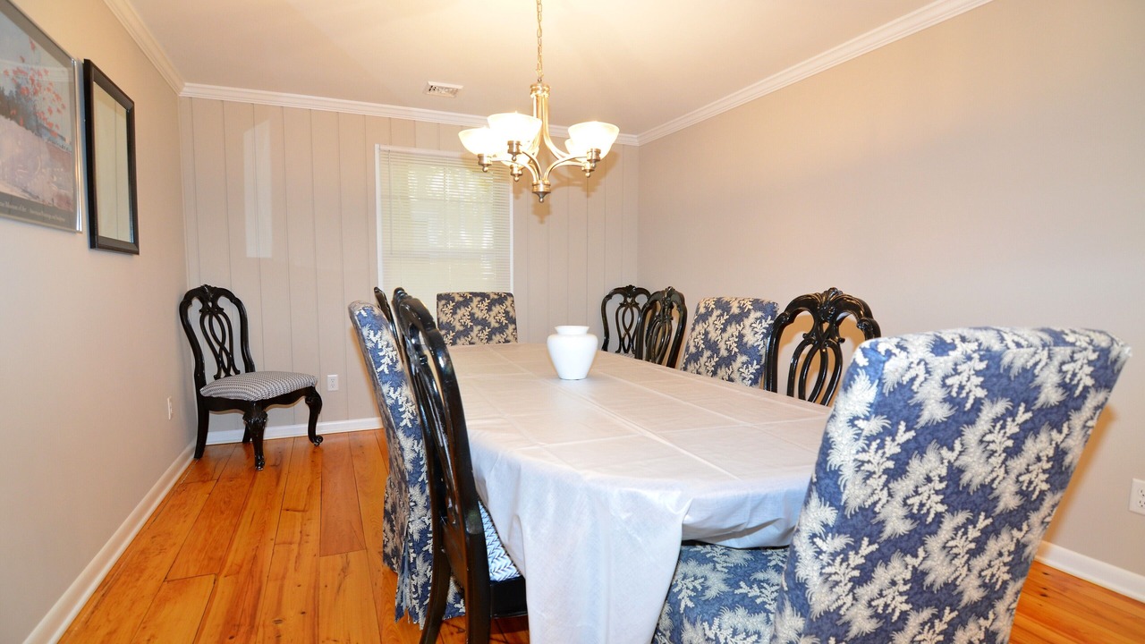 Photo of Livingroom in The Pines