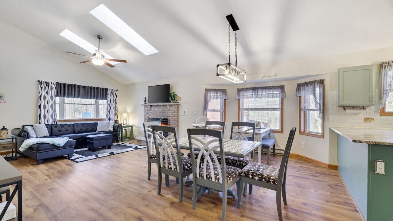 Photo of Livingroom in Hamlin