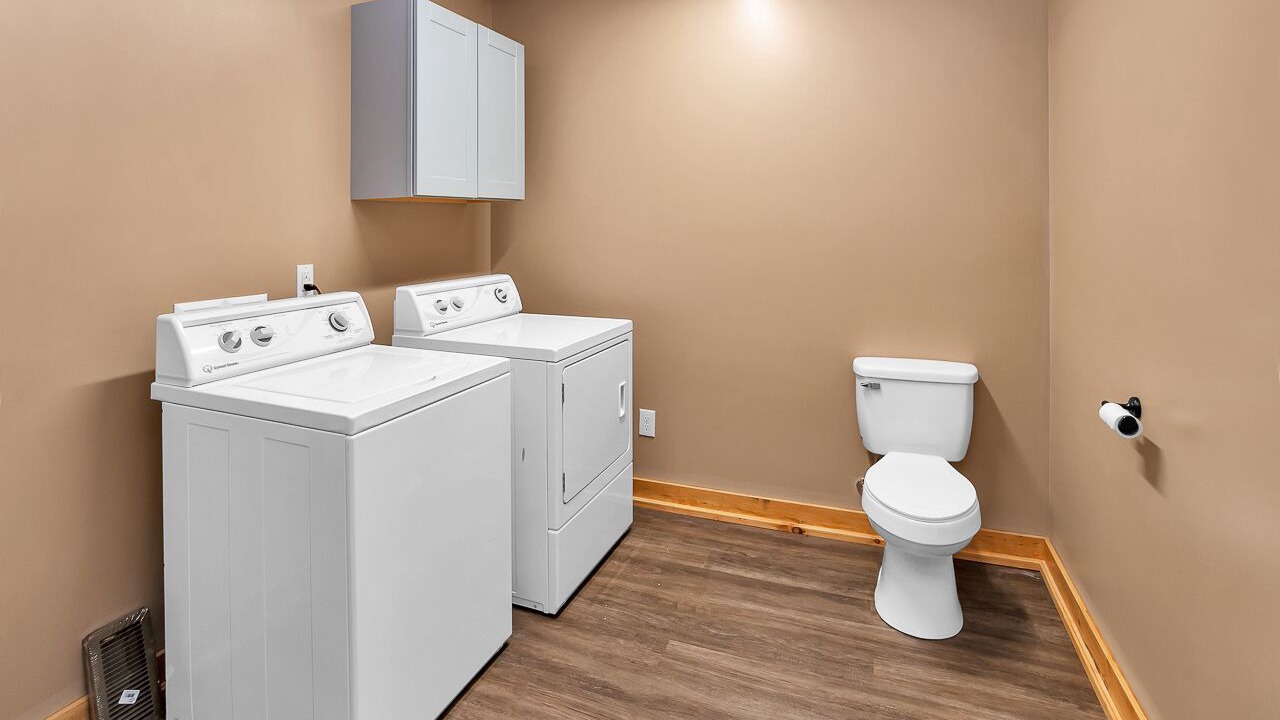Photo of Bedroom in Lincoln County