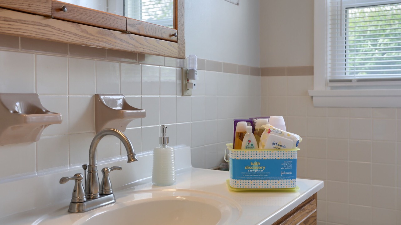 Photo of Bathroom in Palmyra