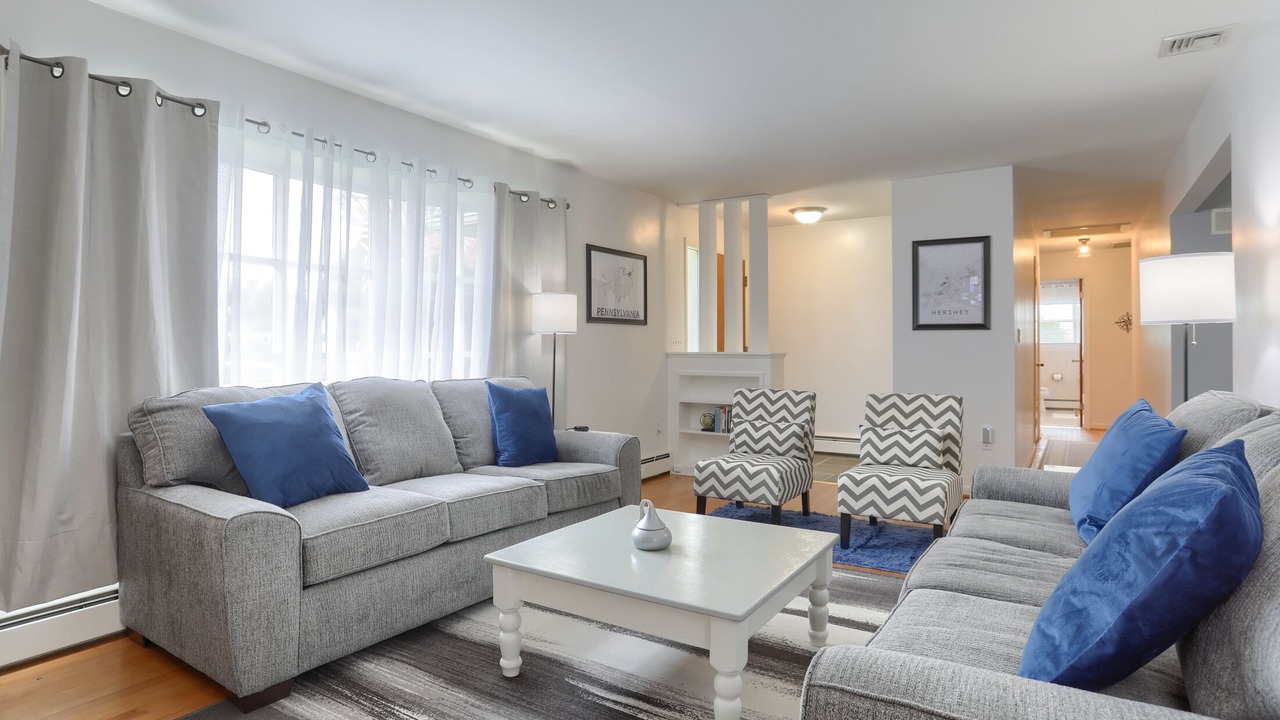 Photo of Livingroom in Palmyra