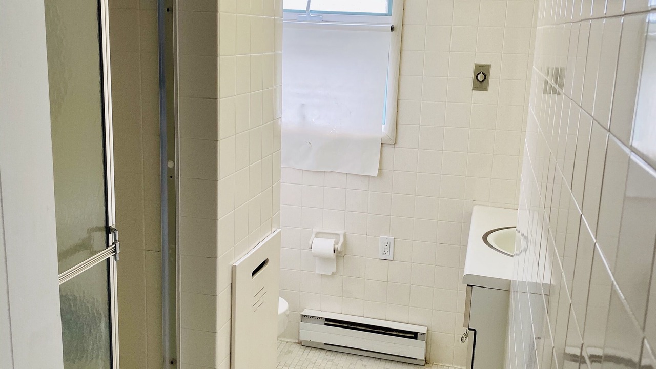 Photo of Bathroom in Ortley Beach