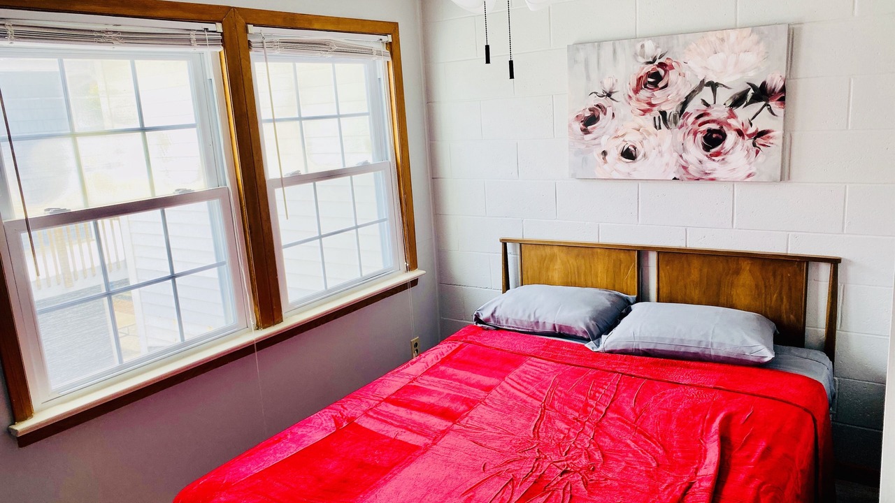Photo of Bedroom in Ortley Beach