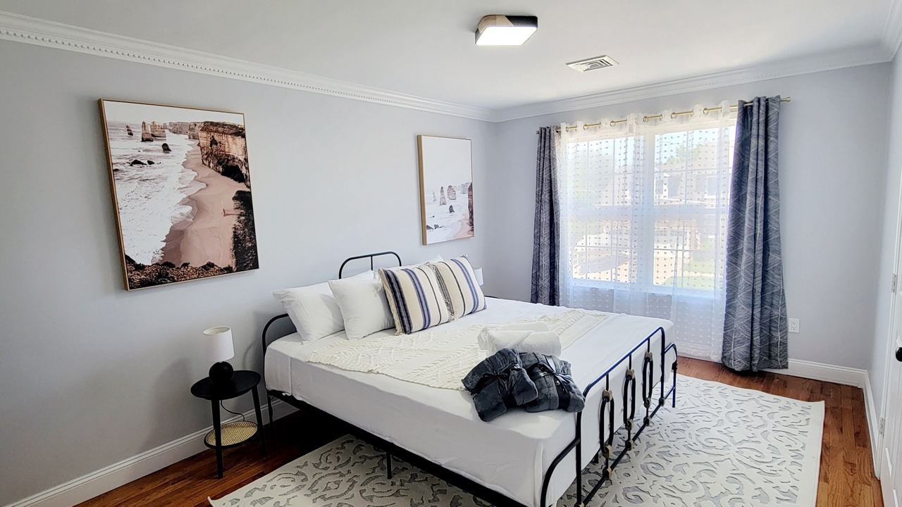 Photo of Bedroom in Long Branch