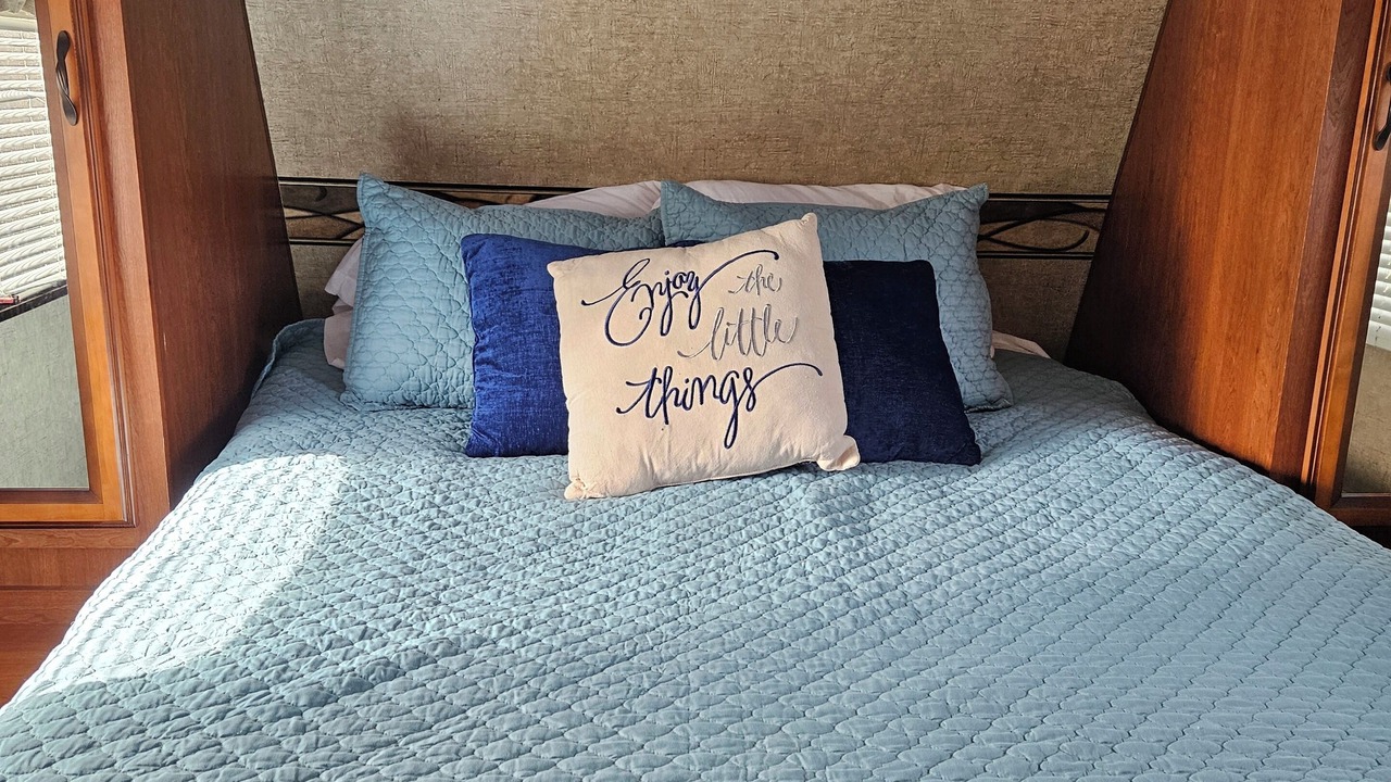 Photo of Bedroom in Mount Nebo