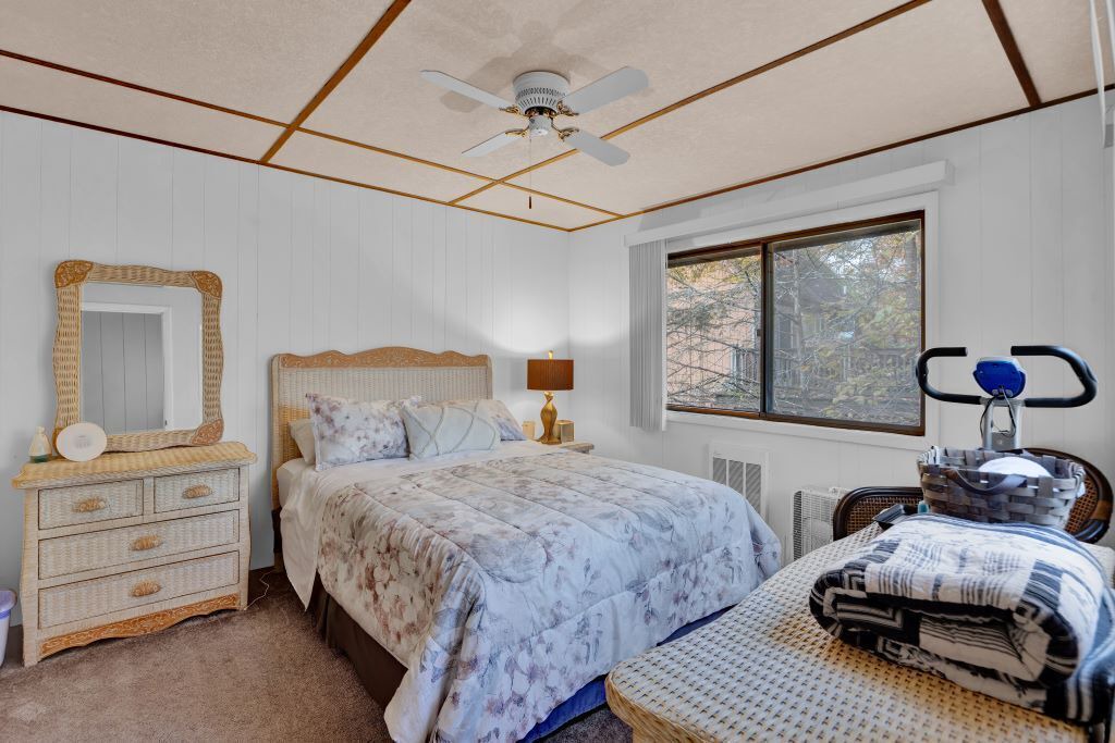 Photo of Bedroom in Paupackan Lake