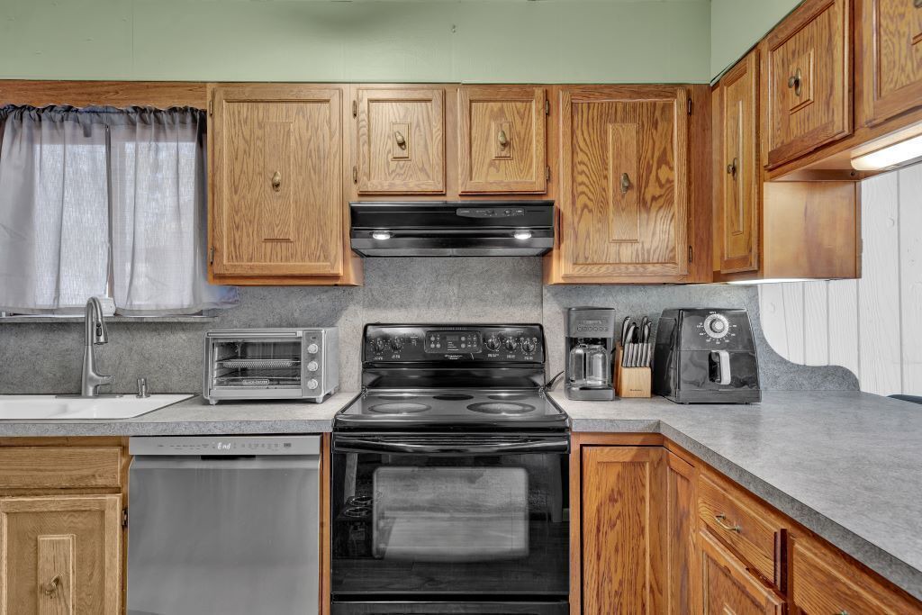 Photo of Kitchen in Paupackan Lake