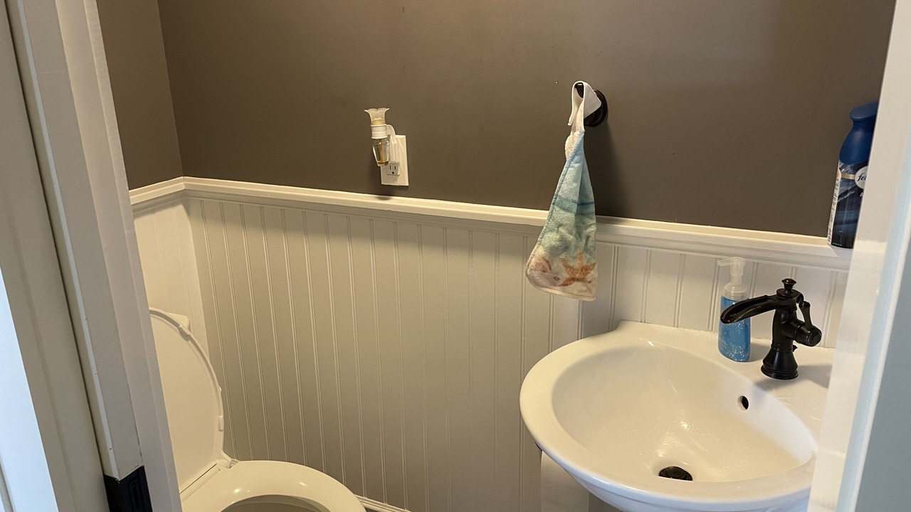 Photo of Bathroom in Beach Haven West