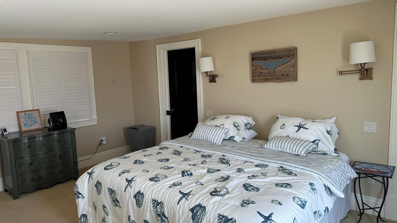 Photo of Bedroom in Beach Haven West