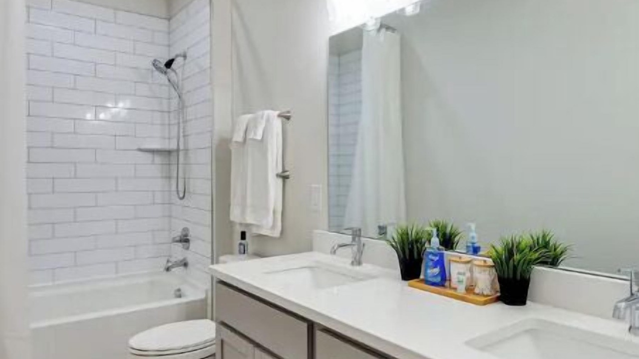 Photo of Bathroom in Old Hickory