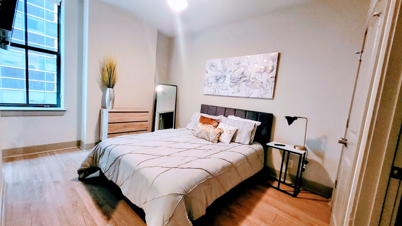 Photo of Bedroom in Downtown Baltimore