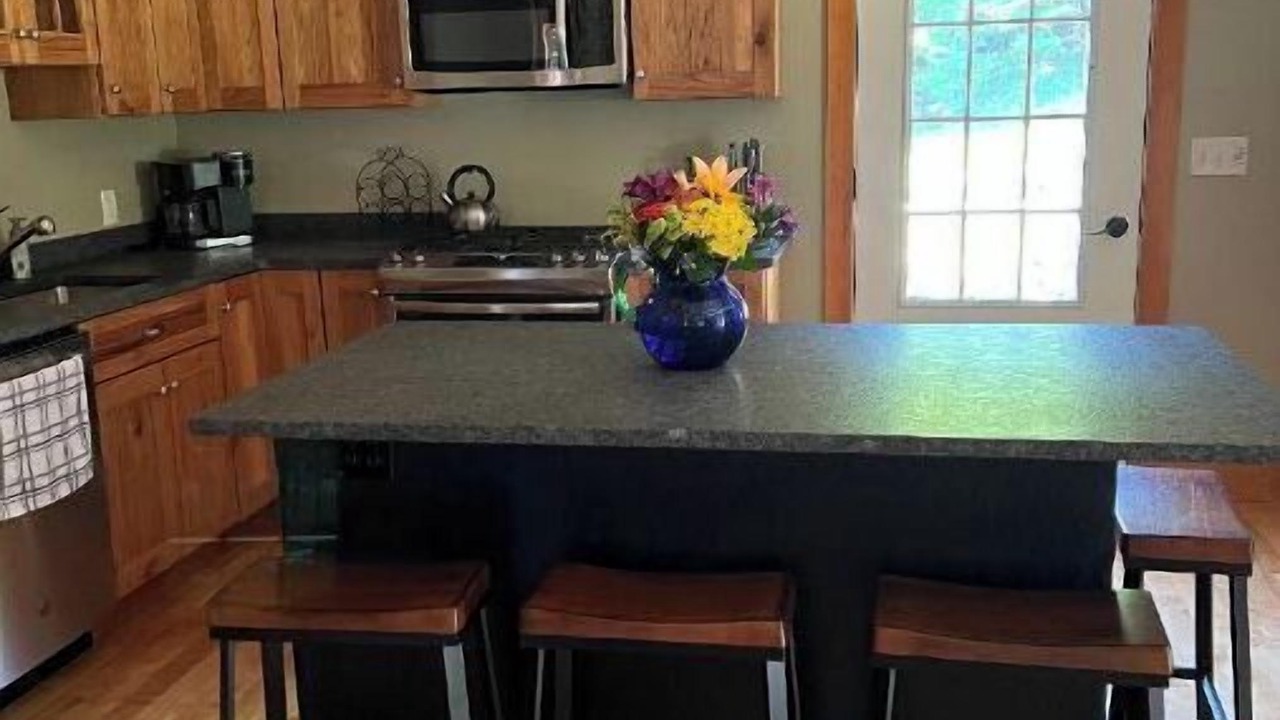 Photo of Kitchen in Lee