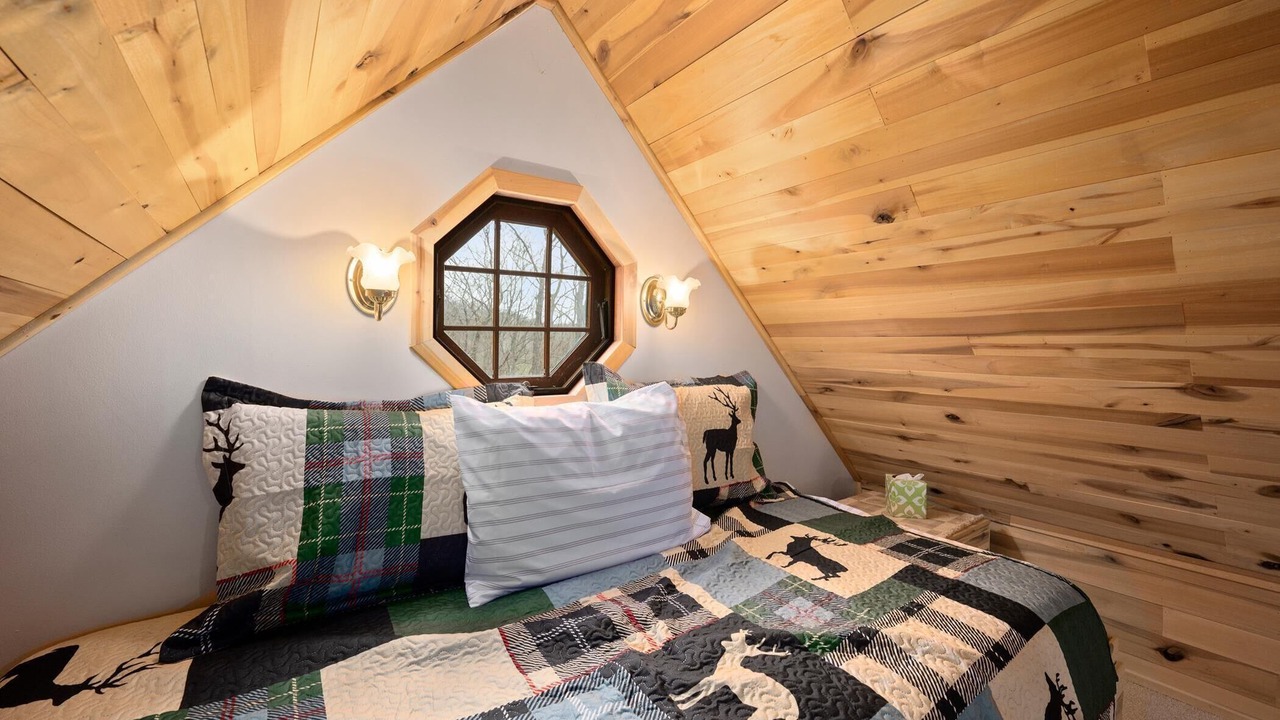 Photo of Bedroom in Carbon Hill