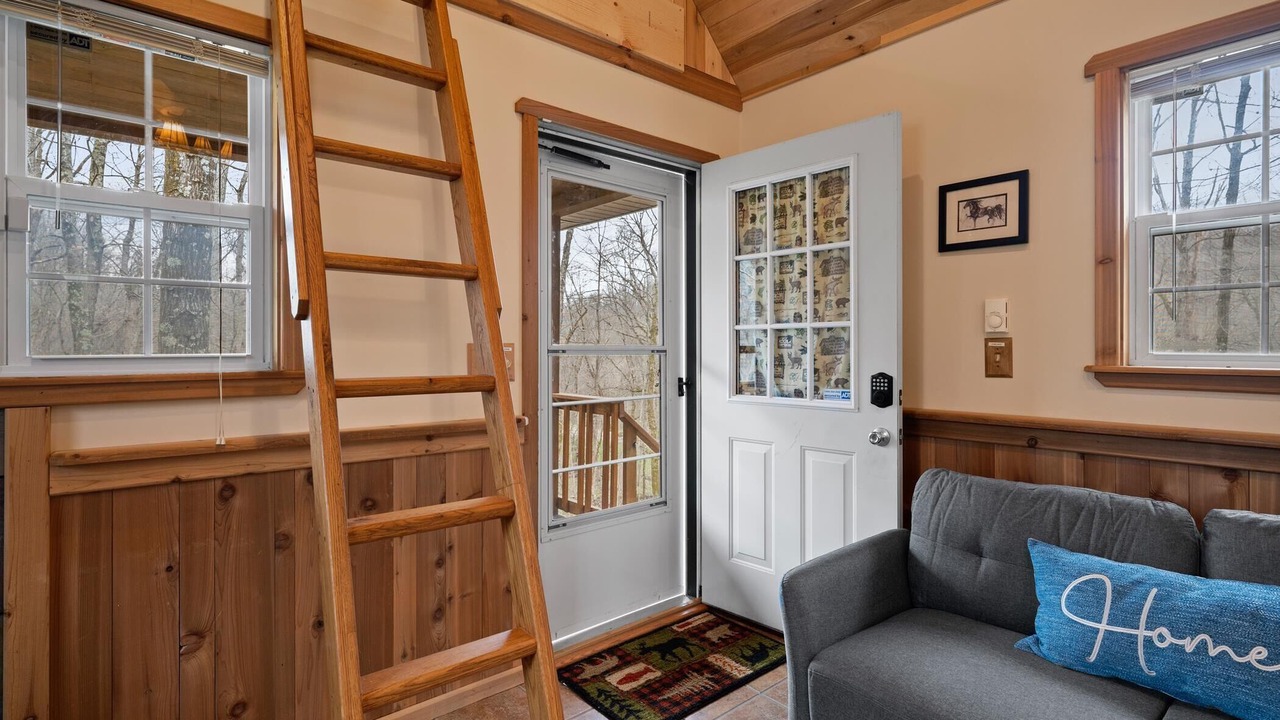 Photo of Livingroom in Carbon Hill