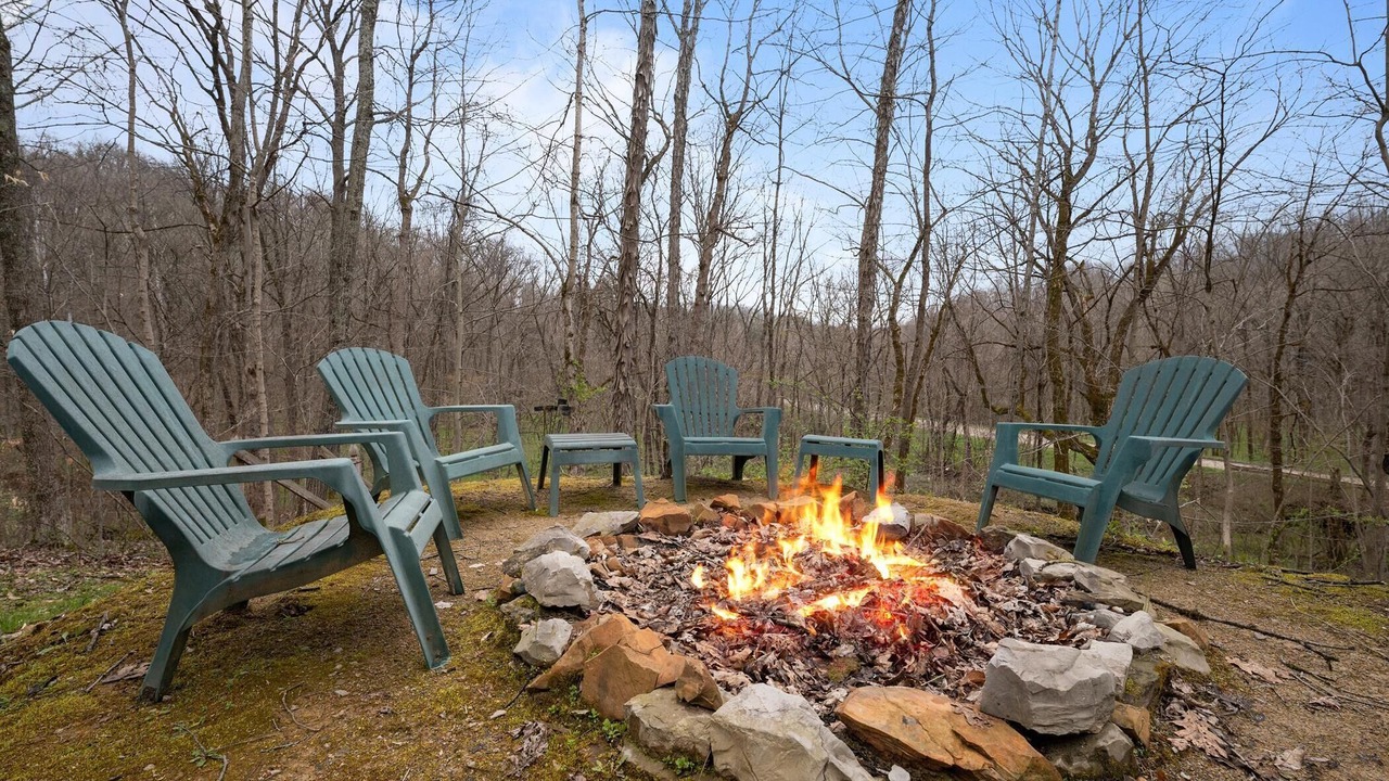 Photo of Outdoor in Carbon Hill