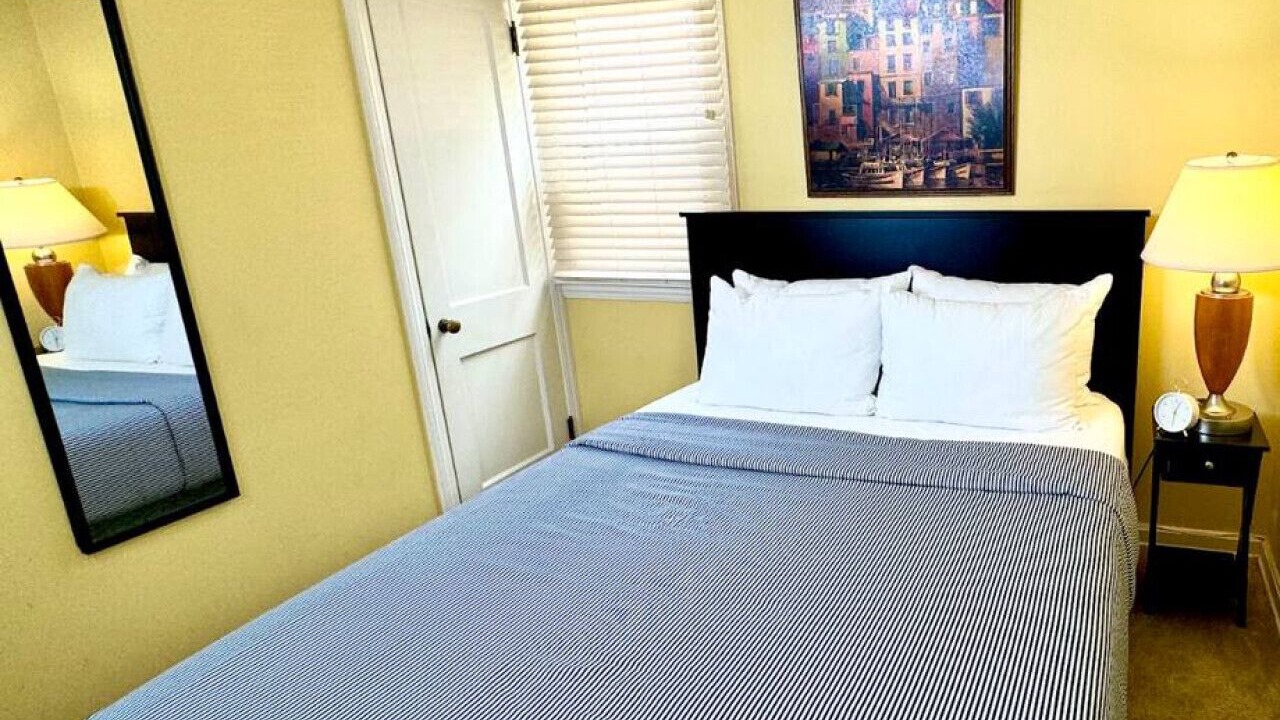 Photo of Bedroom in Euclid
