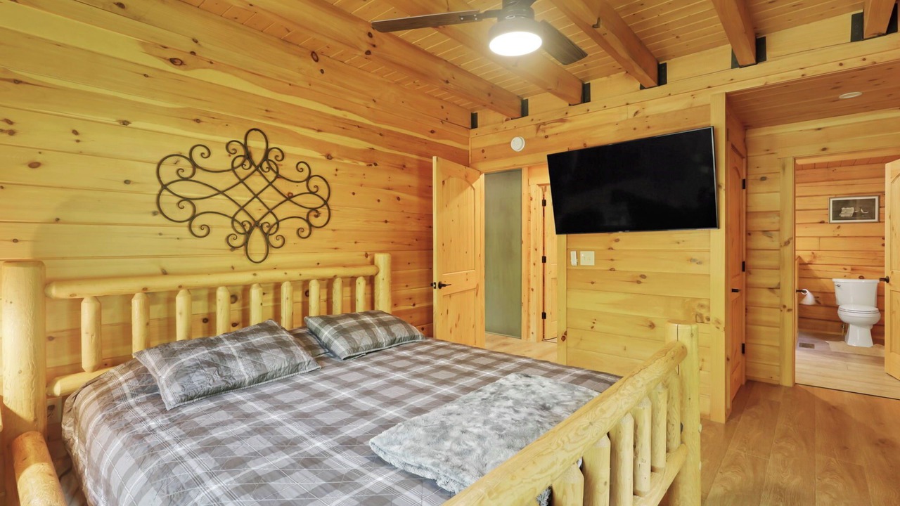 Photo of Bedroom in Logan
