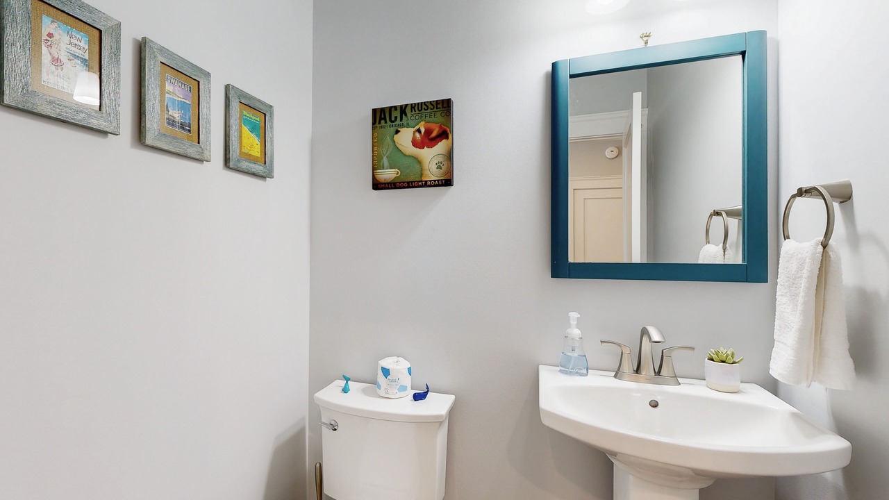 Photo of Bathroom in Country Club Estates
