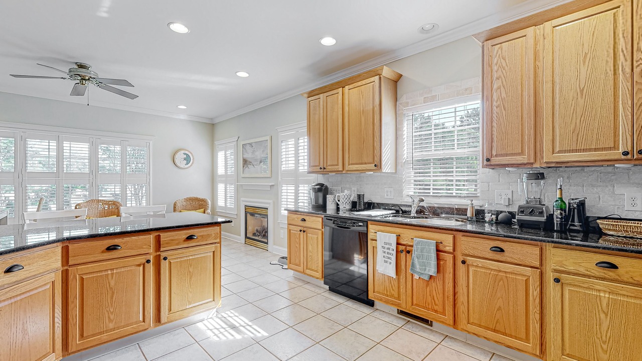 Photo of Kitchen in Keys Of Marsh Harbor