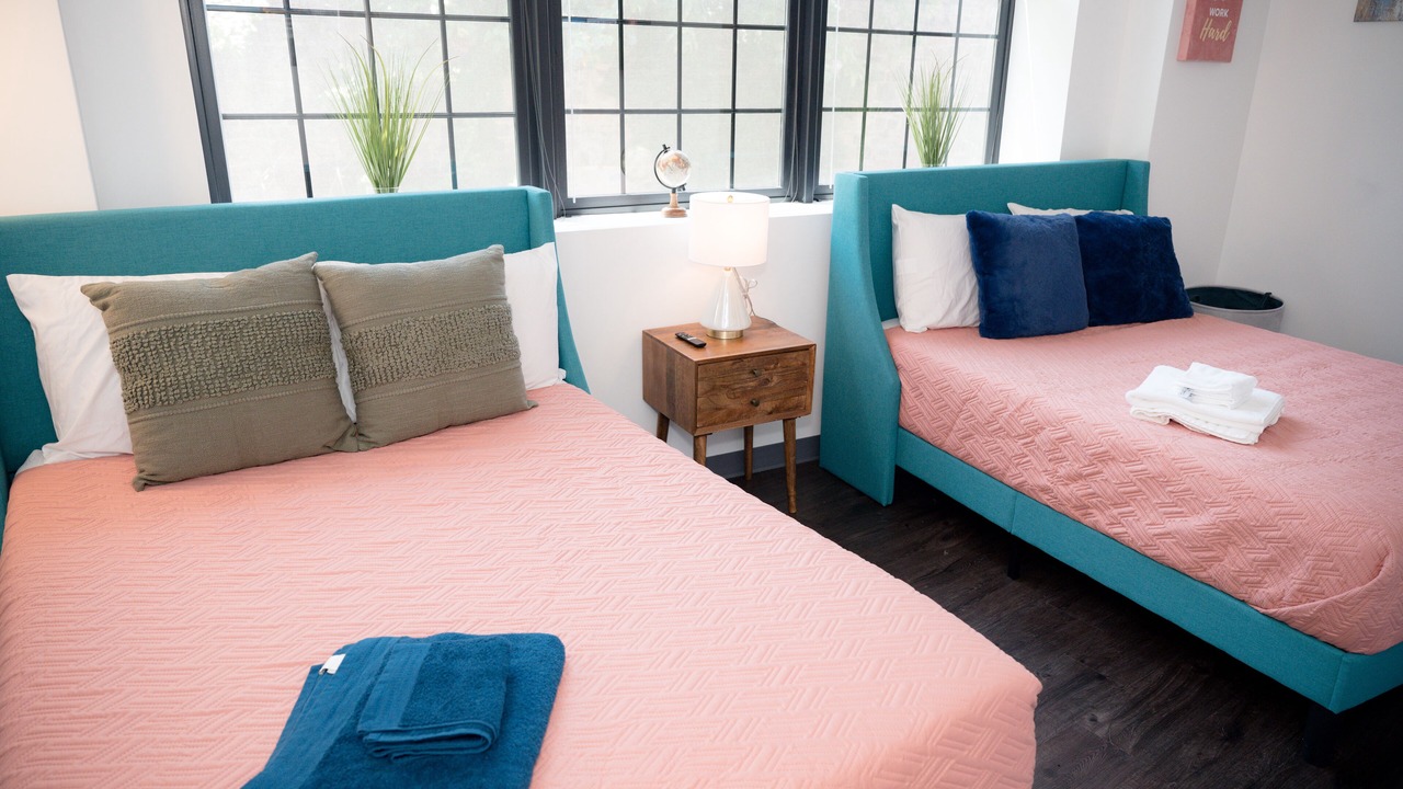 Photo of Bedroom in Newark
