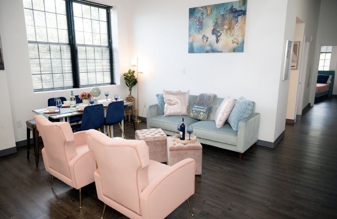 Photo of Livingroom in Newark