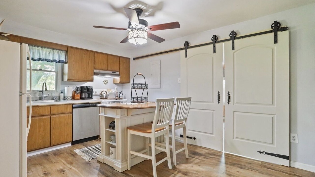 Photo of Kitchen in Points