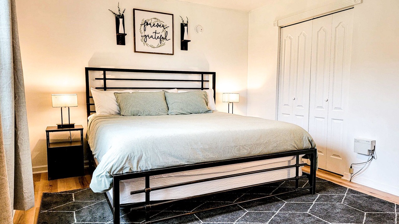Photo of Bedroom in Rogers