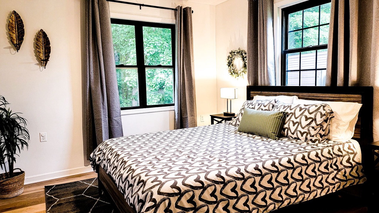 Photo of Bedroom in Rogers
