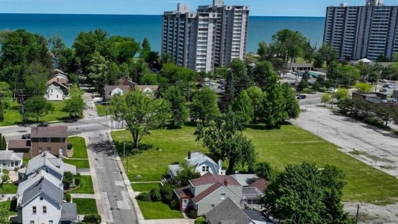 Photo of Outdoor in Euclid