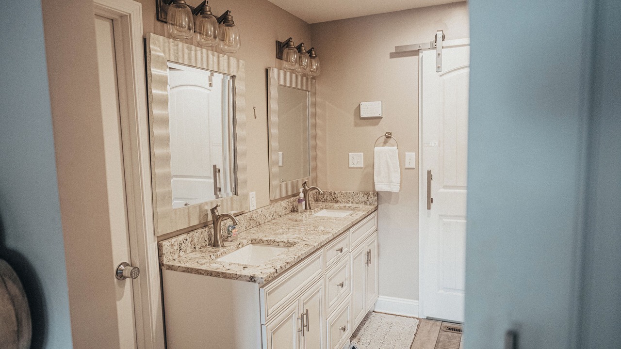Photo of Bathroom in Portage Lakes