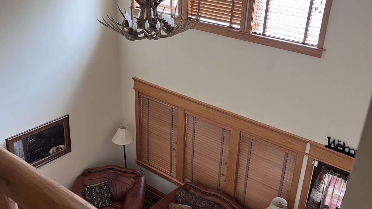 Photo of Livingroom in Conneaut Lakeshore