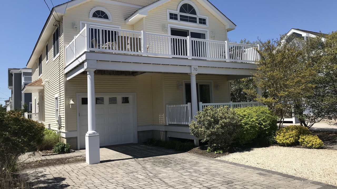 Photo of Others in Avalon