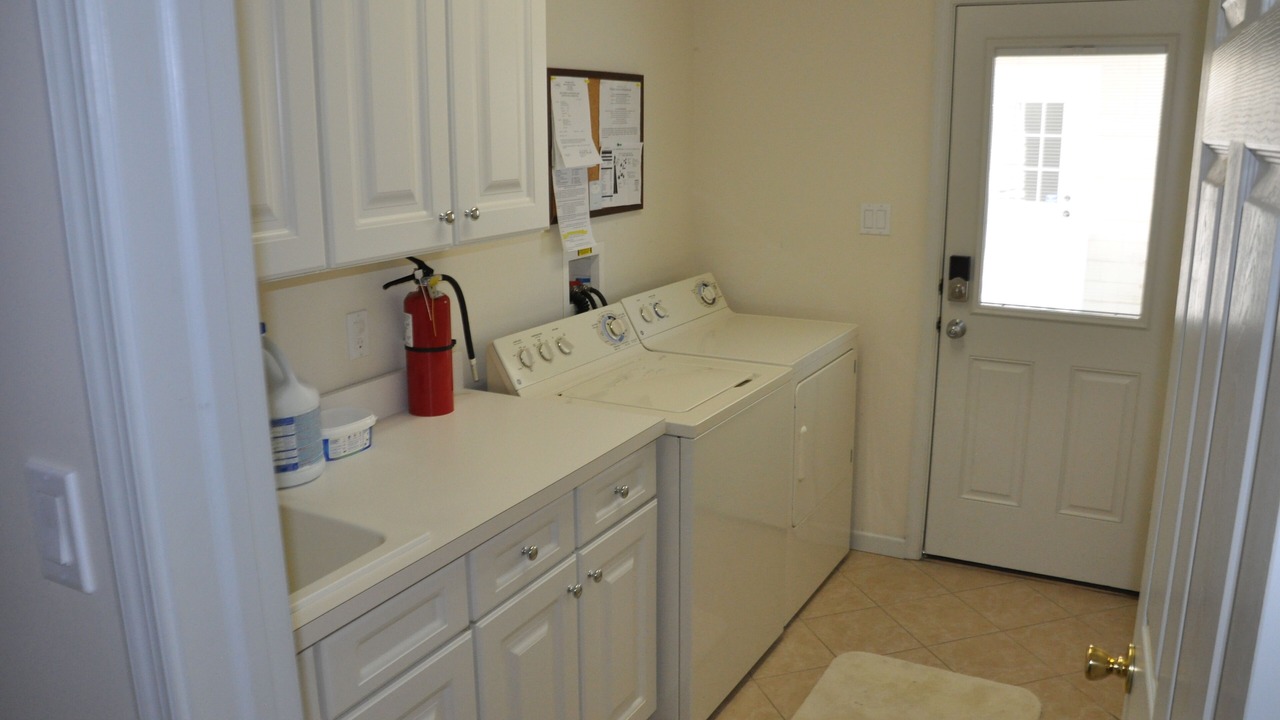 Photo of Bedroom in Avalon
