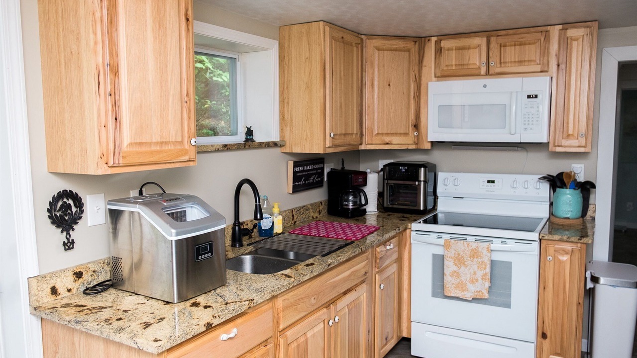 Photo of Kitchen in Hopwood