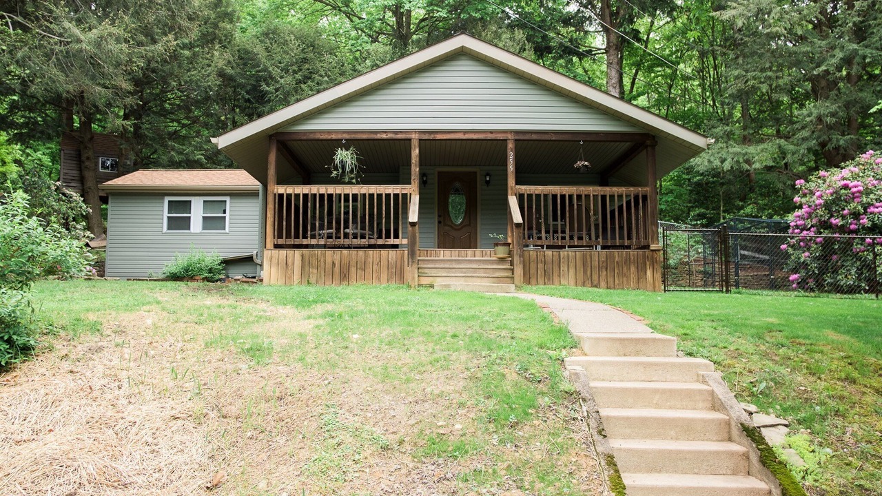 Photo of Outdoor in Hopwood
