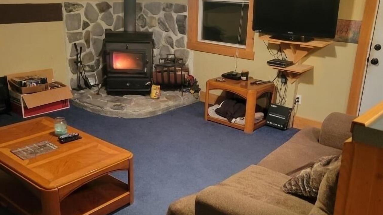 Photo of Livingroom in Tylersburg