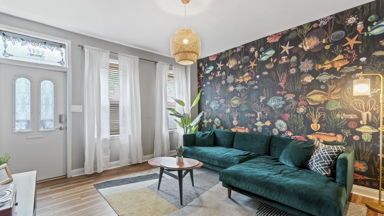 Photo of Livingroom in Olde Richmond