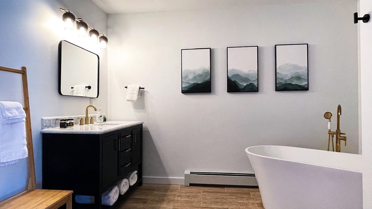 Photo of Bathroom in Mount Marion