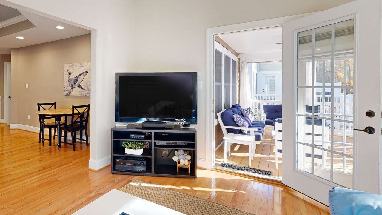Photo of Livingroom in The Commons