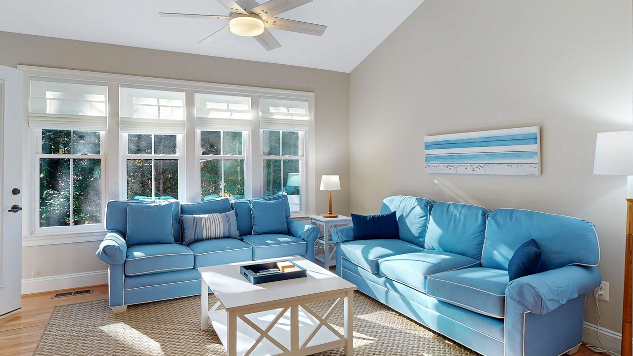 Photo of Livingroom in The Commons