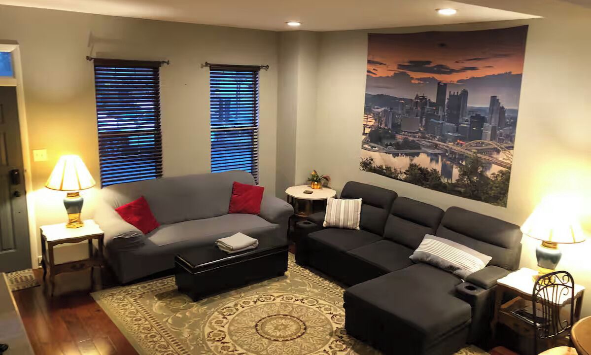 Photo of Livingroom in Mount Washington