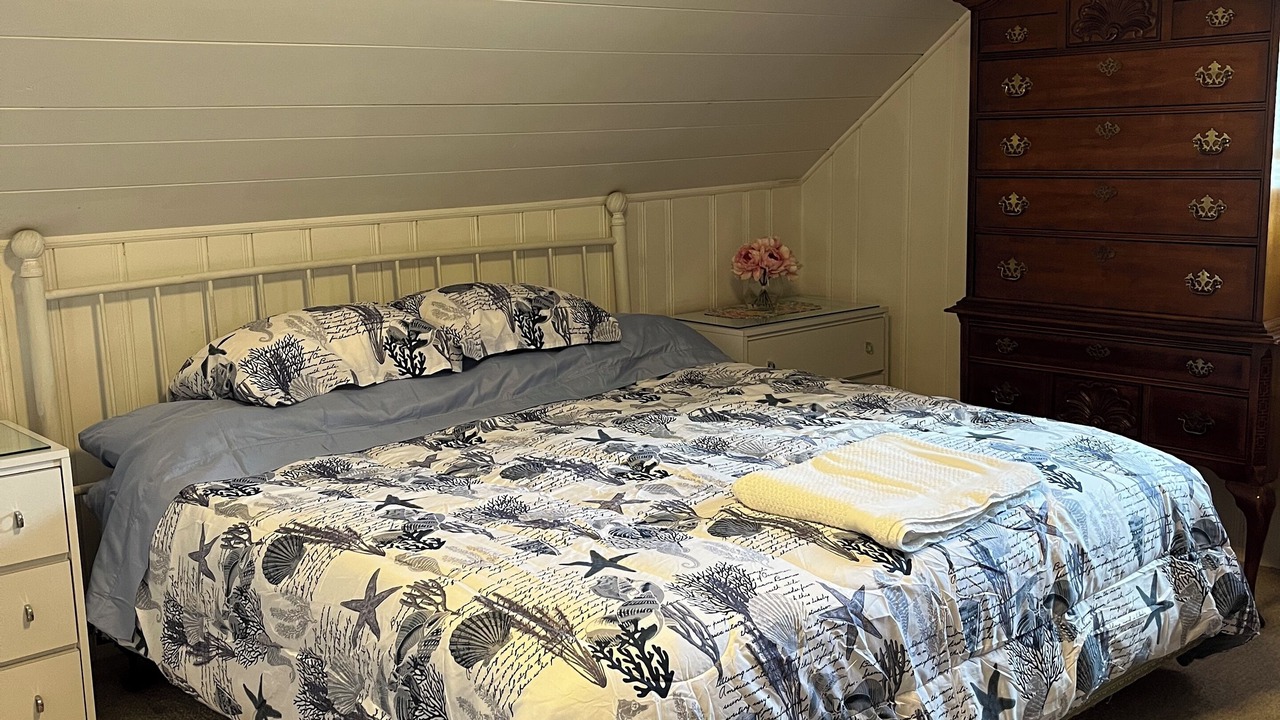 Photo of Bedroom in Long Branch