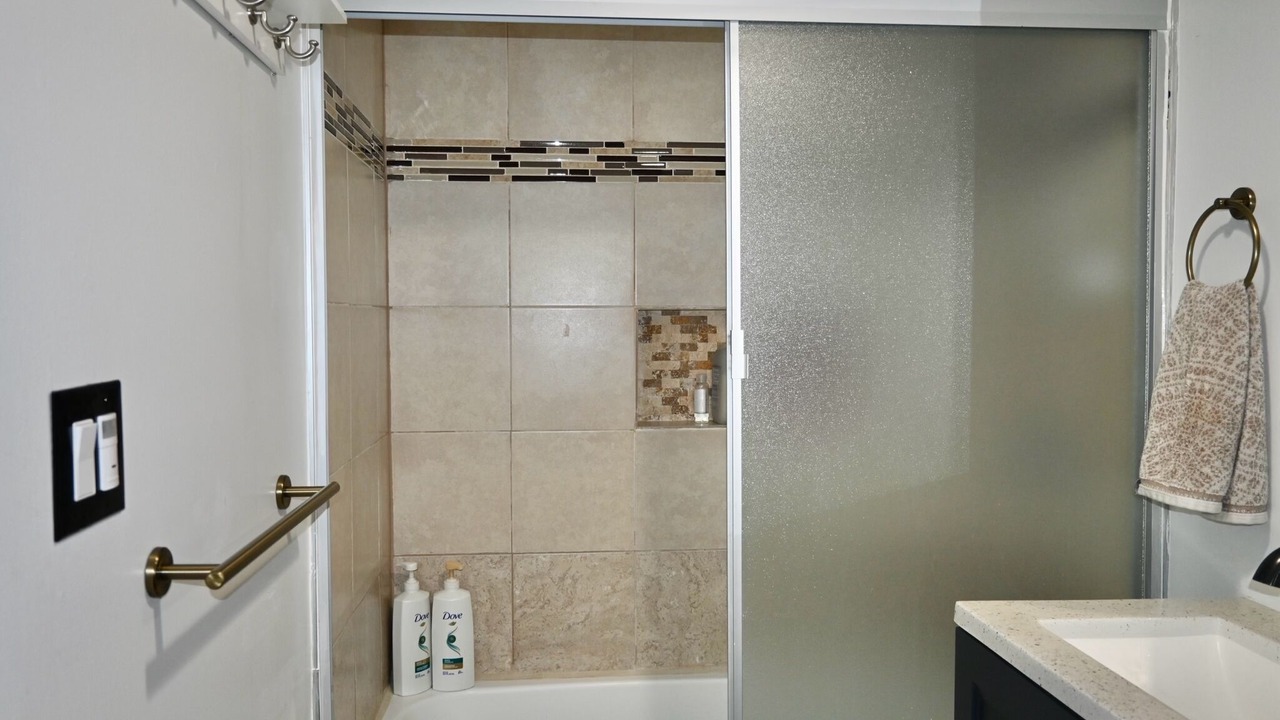 Photo of Bathroom in Glen Burnie