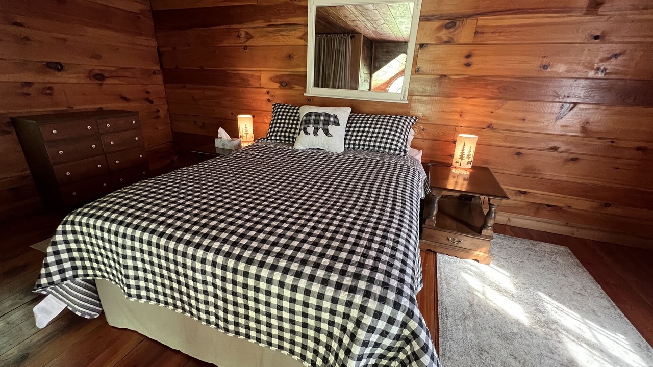 Photo of Bedroom in Elliottsburg