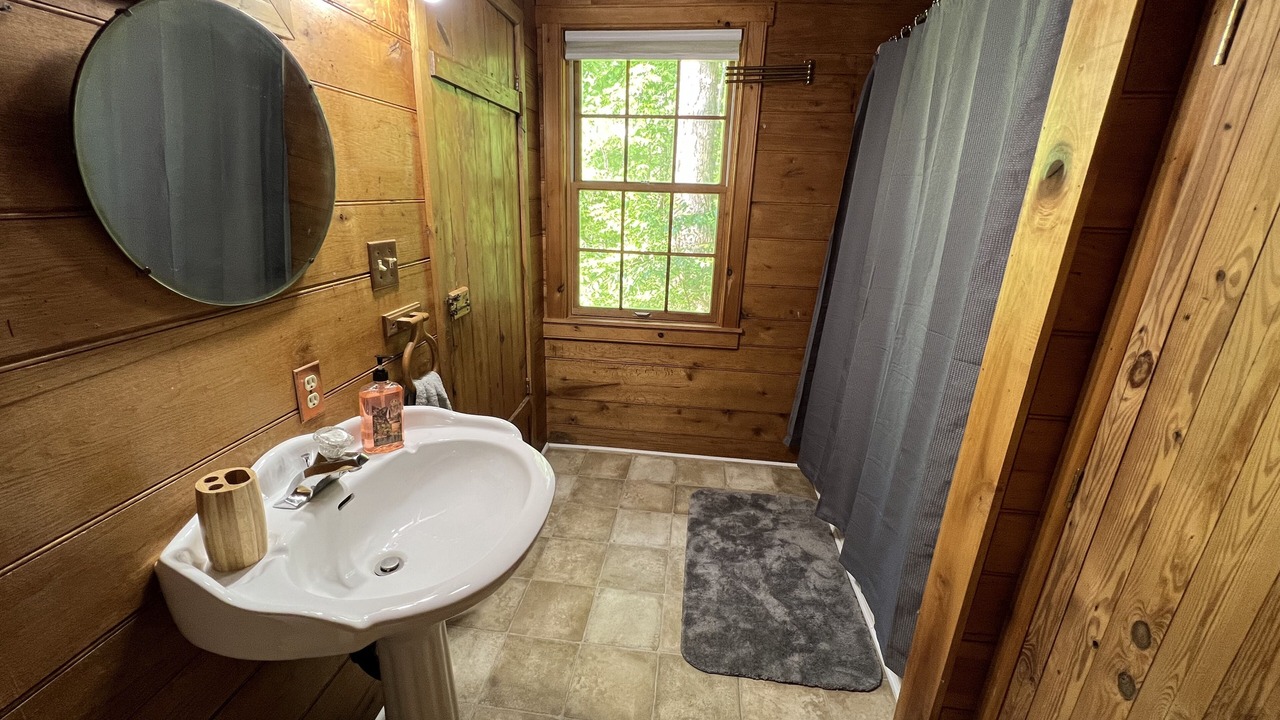 Photo of Bathroom in Elliottsburg