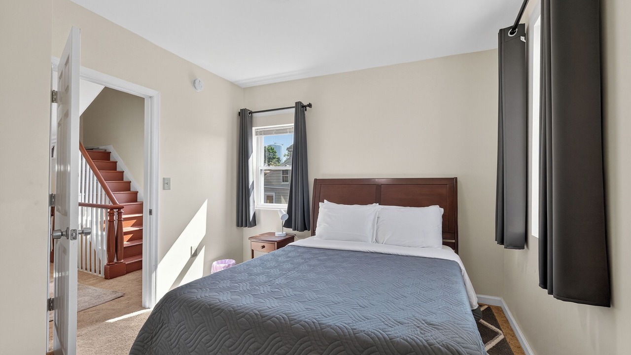Photo of Bedroom in Middletown