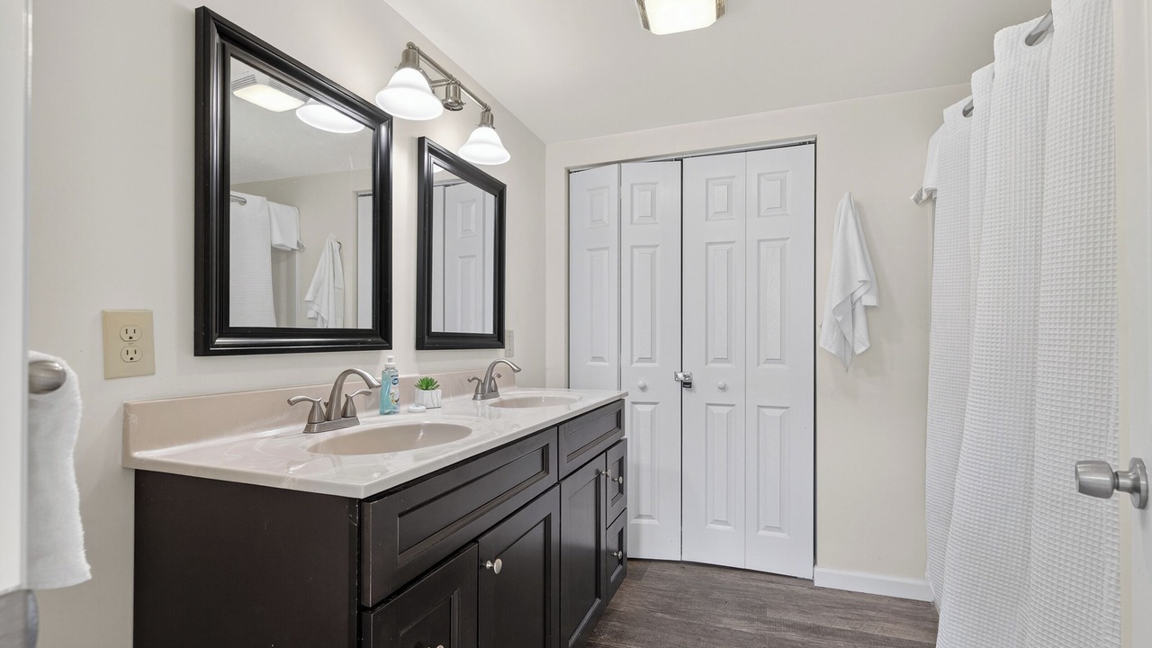 Photo of Bathroom in Middletown