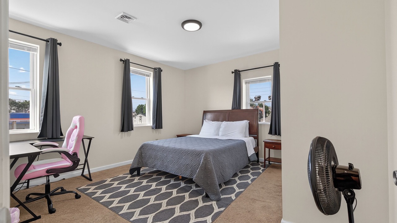 Photo of Bedroom in Middletown