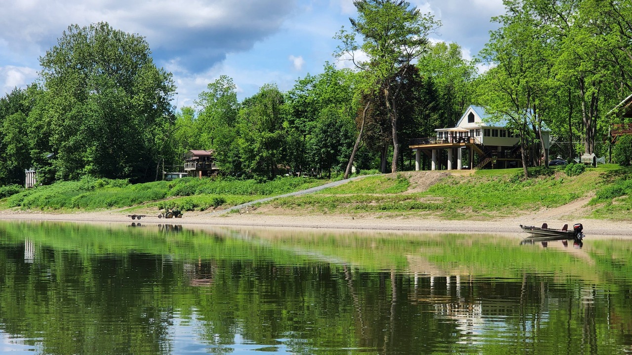 Photo of Outdoor in Camptown
